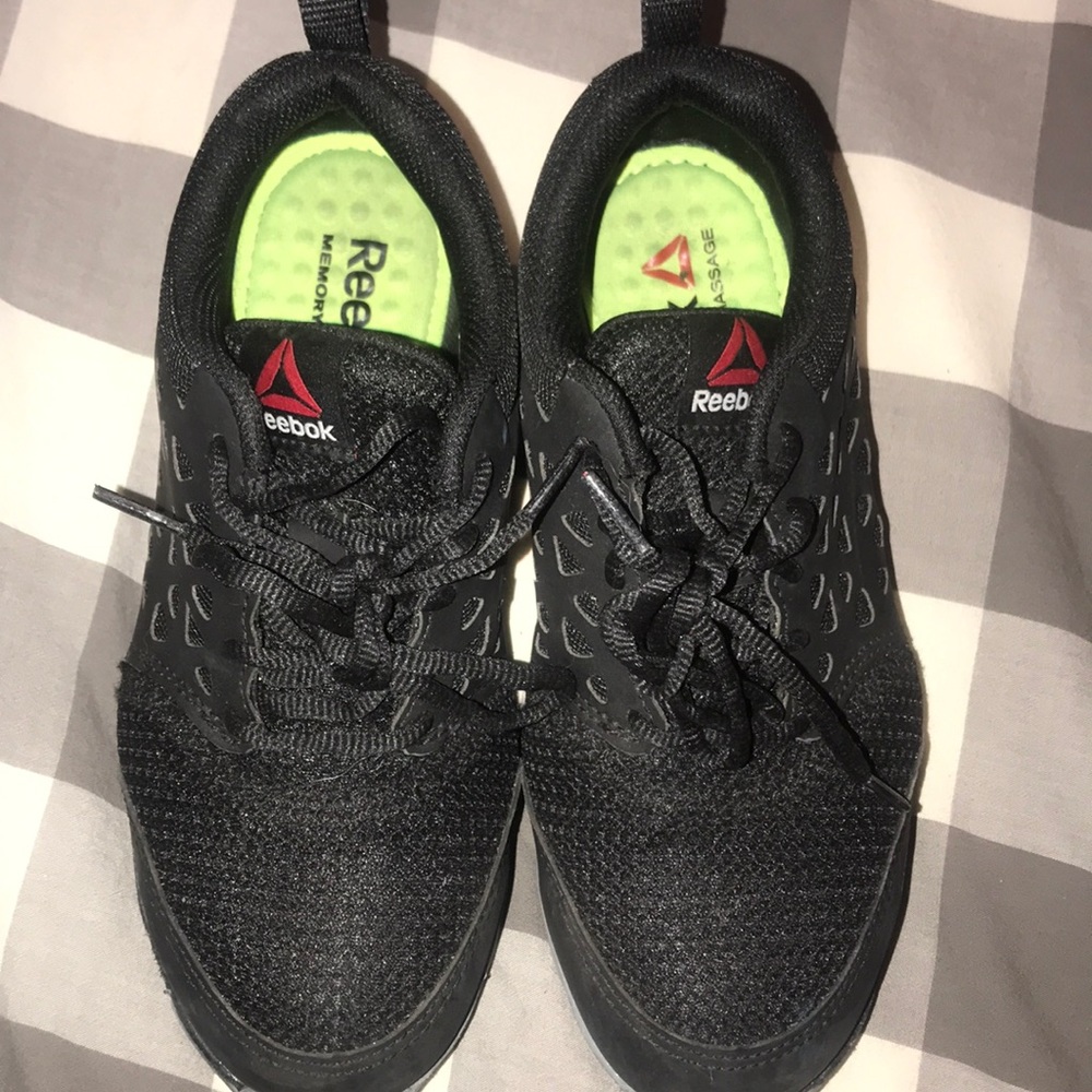 Reebok Alloy toe work shoes